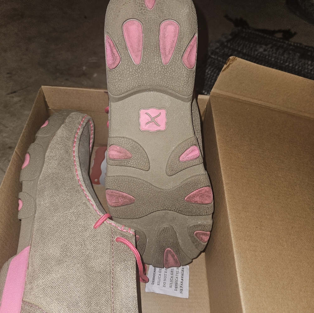Twisted X Adult Chucas - Dusty Tan and Pink - Picture 4 of 5